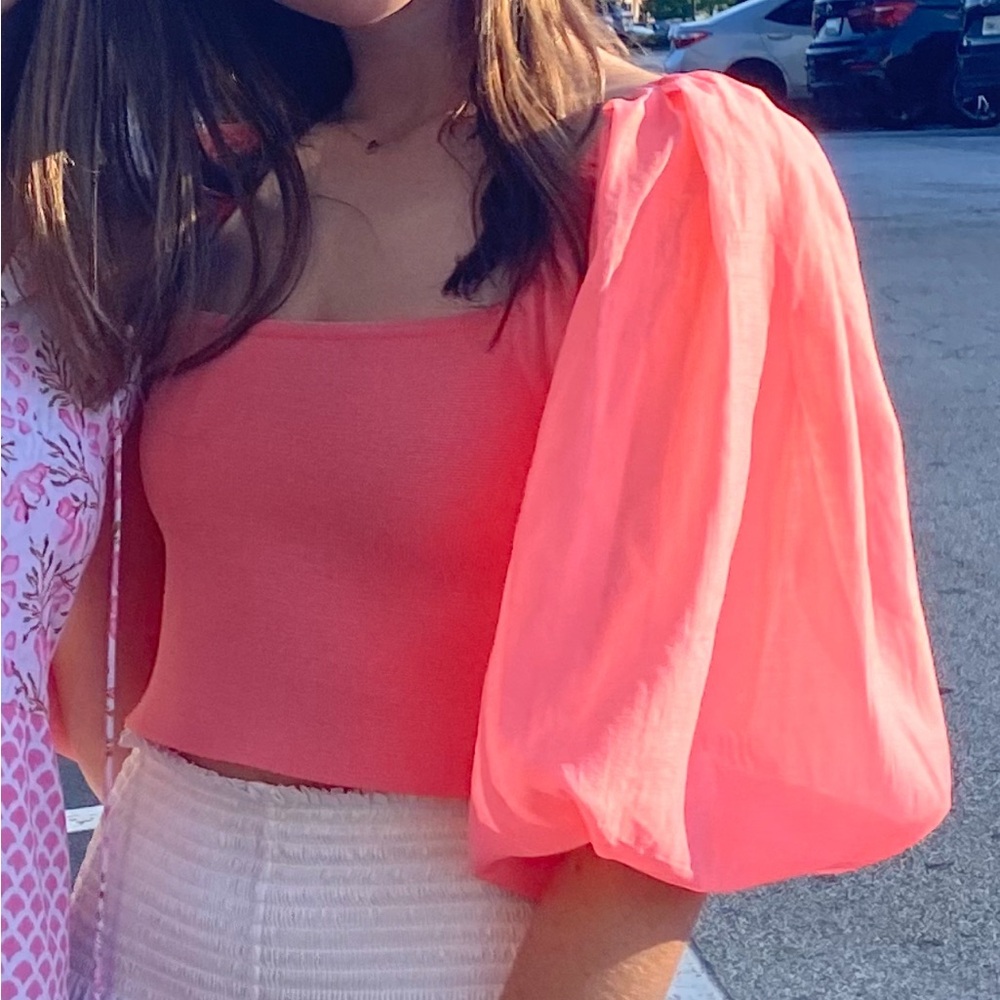 Vestique Pink/Coral Puff Sleeve Top